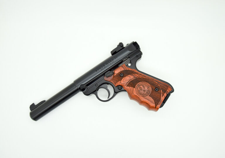 Ruger Mark IV Target, .22LR, 5,5", w/Laminate grips, black