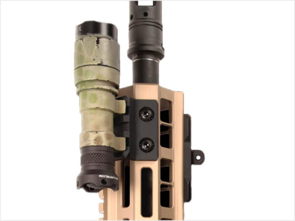 Magpul M-LOK Offset Light/Optic Mount, Aluminum