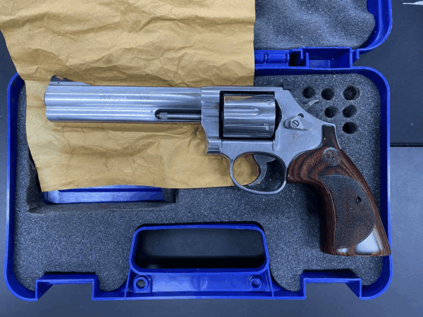 Smith & Wesson 686 Deluxe 6" (Brugt)